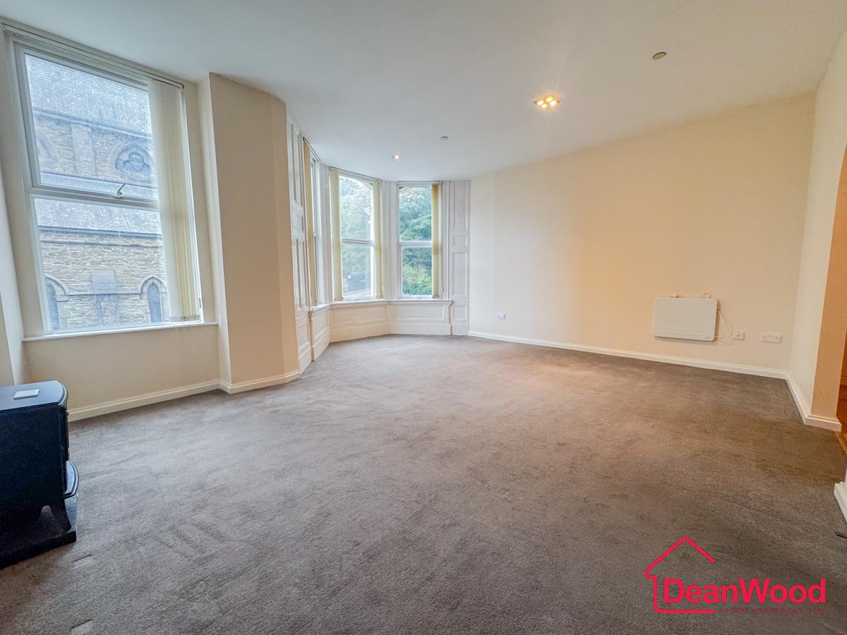 Flat 3, Sandringham, Church Road Marina, Douglas, Isle Of Man. — Photo 4 of 18