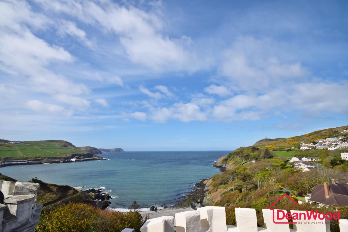 Apartment 12, Carlton Court, Bradda Road, Port Erin, Isle of Man. — Photo 2 of 19