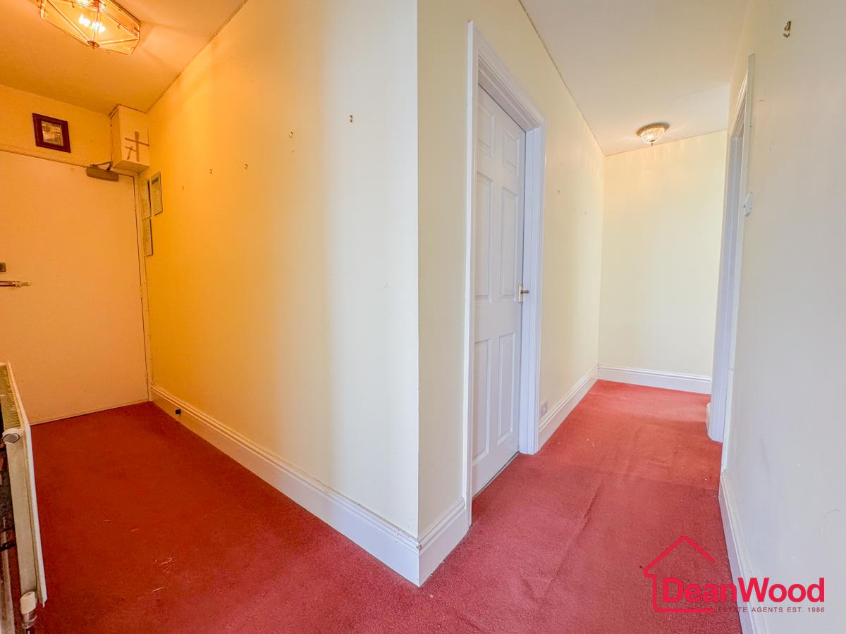 Apartment 12, Carlton Court, Bradda Road, Port Erin, Isle of Man. — Photo 5 of 19