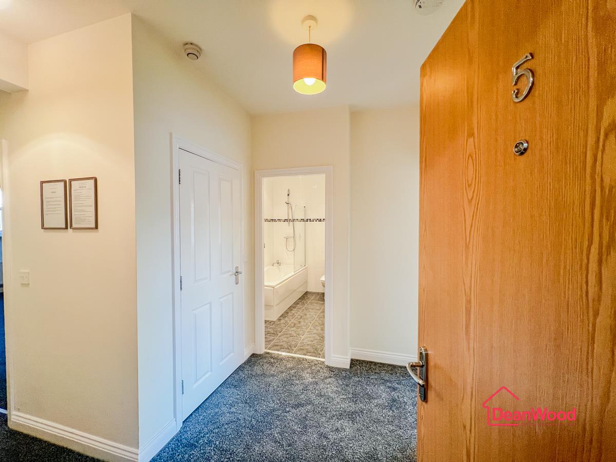 Apt 5 Prospect Court, Woodbourne Road, Douglas, Isle Of Man. — Photo 3 of 17