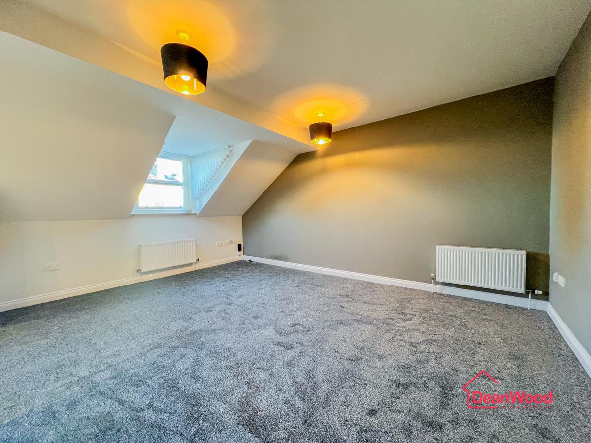Apt 5 Prospect Court, Woodbourne Road, Douglas, Isle Of Man. — Photo 5 of 17