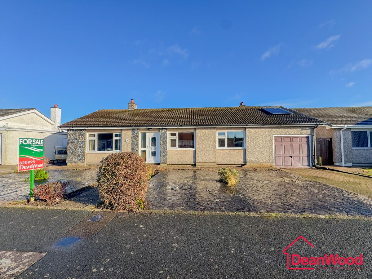 27, Silverburn Drive, Ballasalla, Isle of Man. — Photo 1 of 28