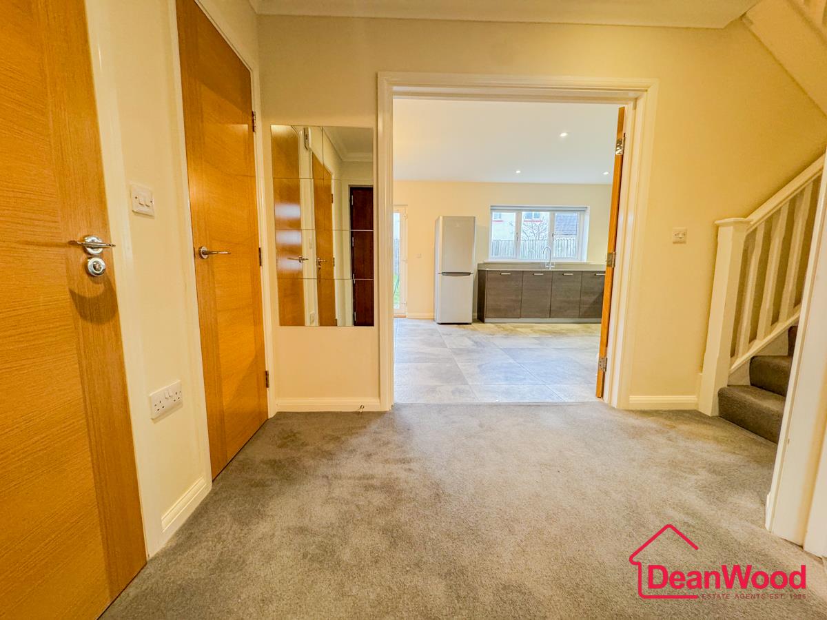 1, Tommy Clucas Avenue, Peel. — Photo 4 of 30