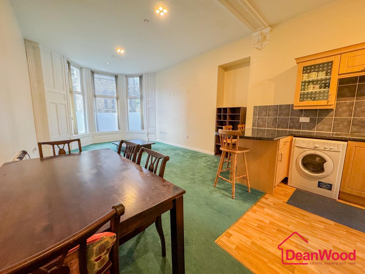 Flat 2 Sandringham, Church Road Marina, Douglas, Isle Of Man. — Photo 4 of 14