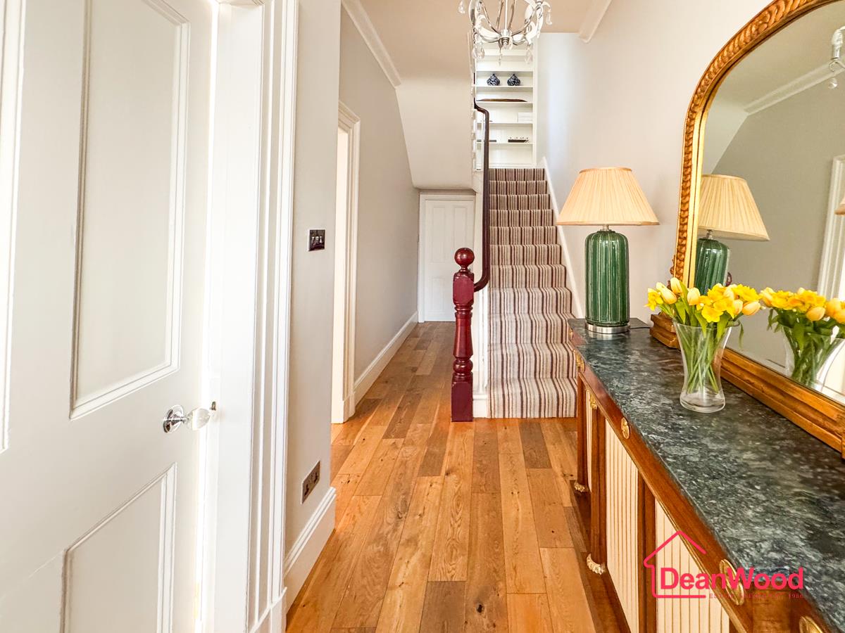 65 Derby Square, Douglas. — Photo 4 of 44