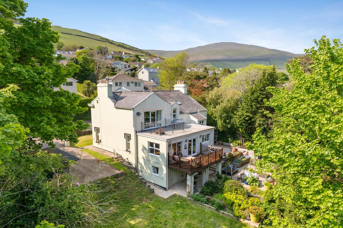 Glen Mona House, Maughold, Bride. — Photo 1 of 31