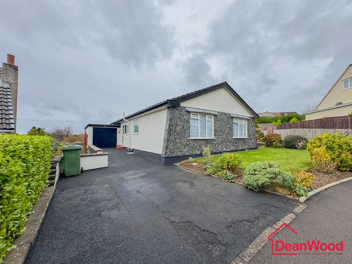 15, Cronk Avenue, Birch Hill, Onchan. — Photo 1 of 25