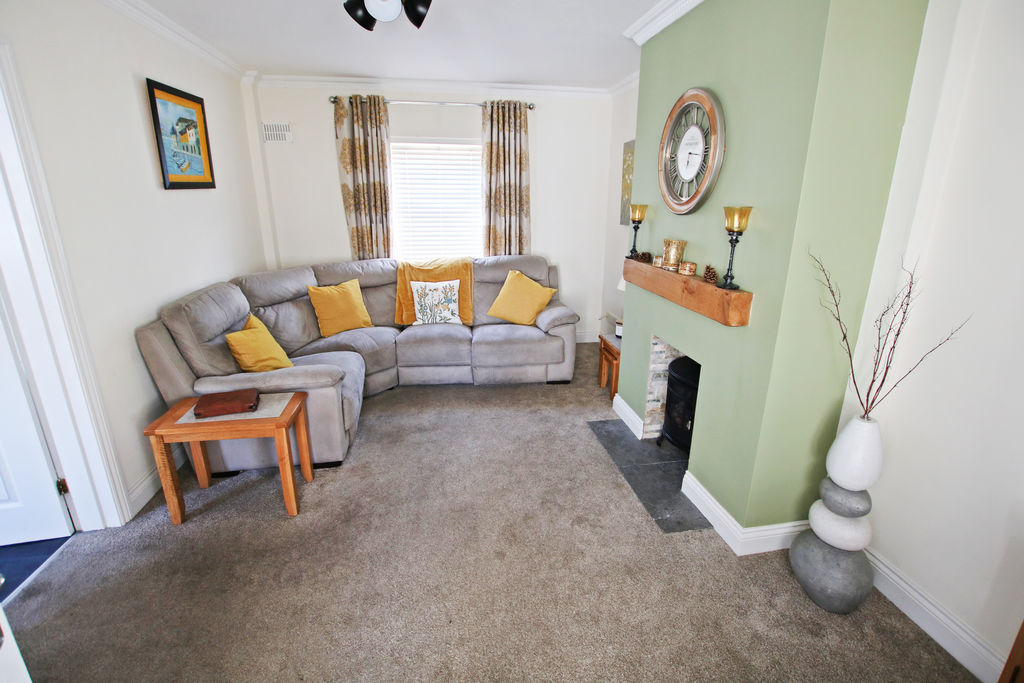 26 Mill Street, Castletown IM9 1AG. — Photo 3 of 21