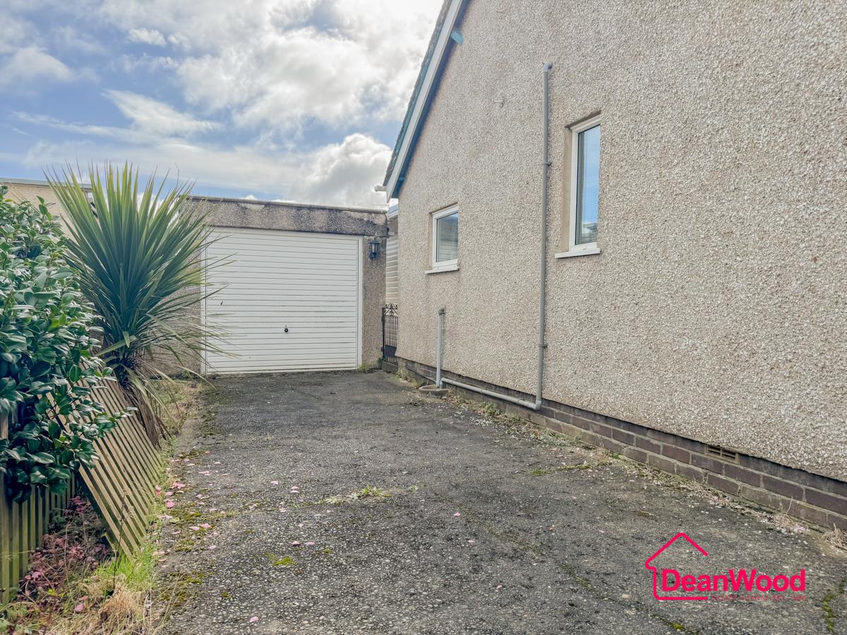 72 Bride Road, Ramsey, Isle Of Man. — Photo 4 of 24