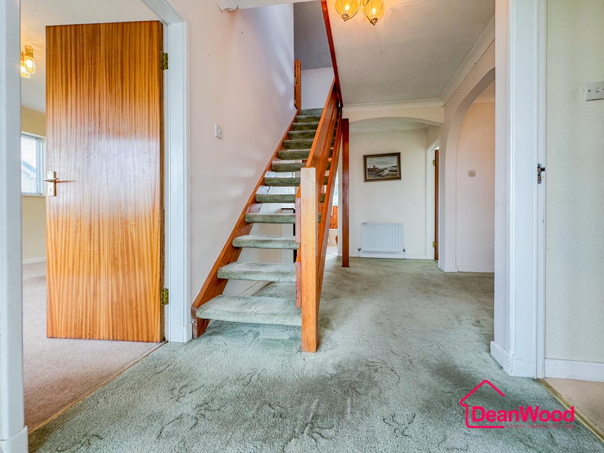 72 Bride Road, Ramsey, Isle Of Man. — Photo 5 of 24