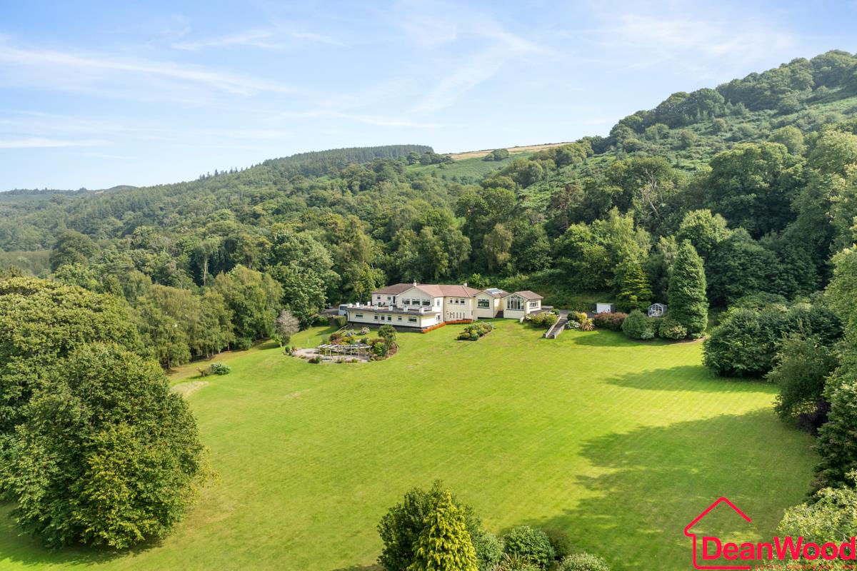 Pleasant View, Lezayre Road, Ramsey. — Photo 1 of 45