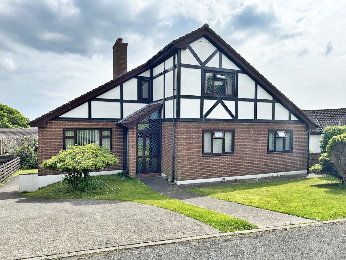 16, Farmhill Gardens, Douglas, Isle Of Man. — Photo 1 of 24