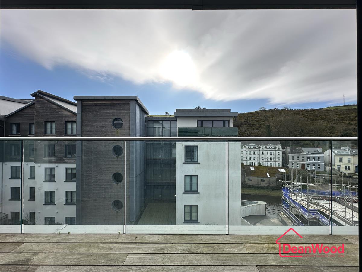 20 Quay West, Bridge Road, Douglas, Isle Of Man. — Photo 3 of 17