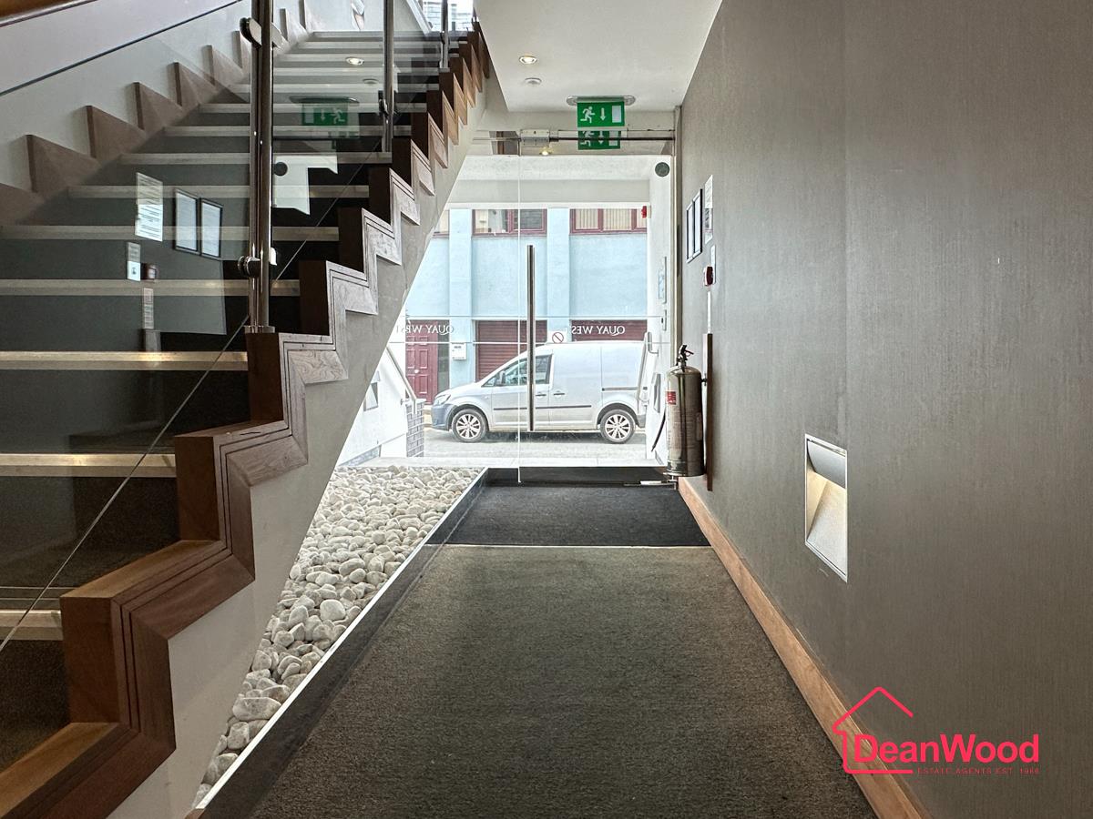 20 Quay West, Bridge Road, Douglas, Isle Of Man. — Photo 4 of 17