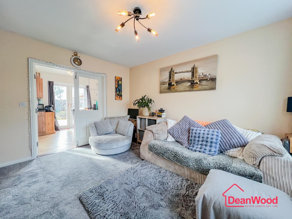 17 Fuchsia Road, Reayrt Ny Keylley, Peel, Isle Of Man. — Photo 5 of 22