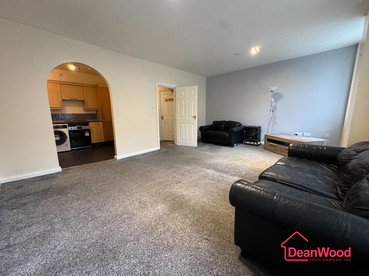 Flat 4 Sandringham, Church Road Marina, Douglas, Isle Of Man. — Photo 5 of 13