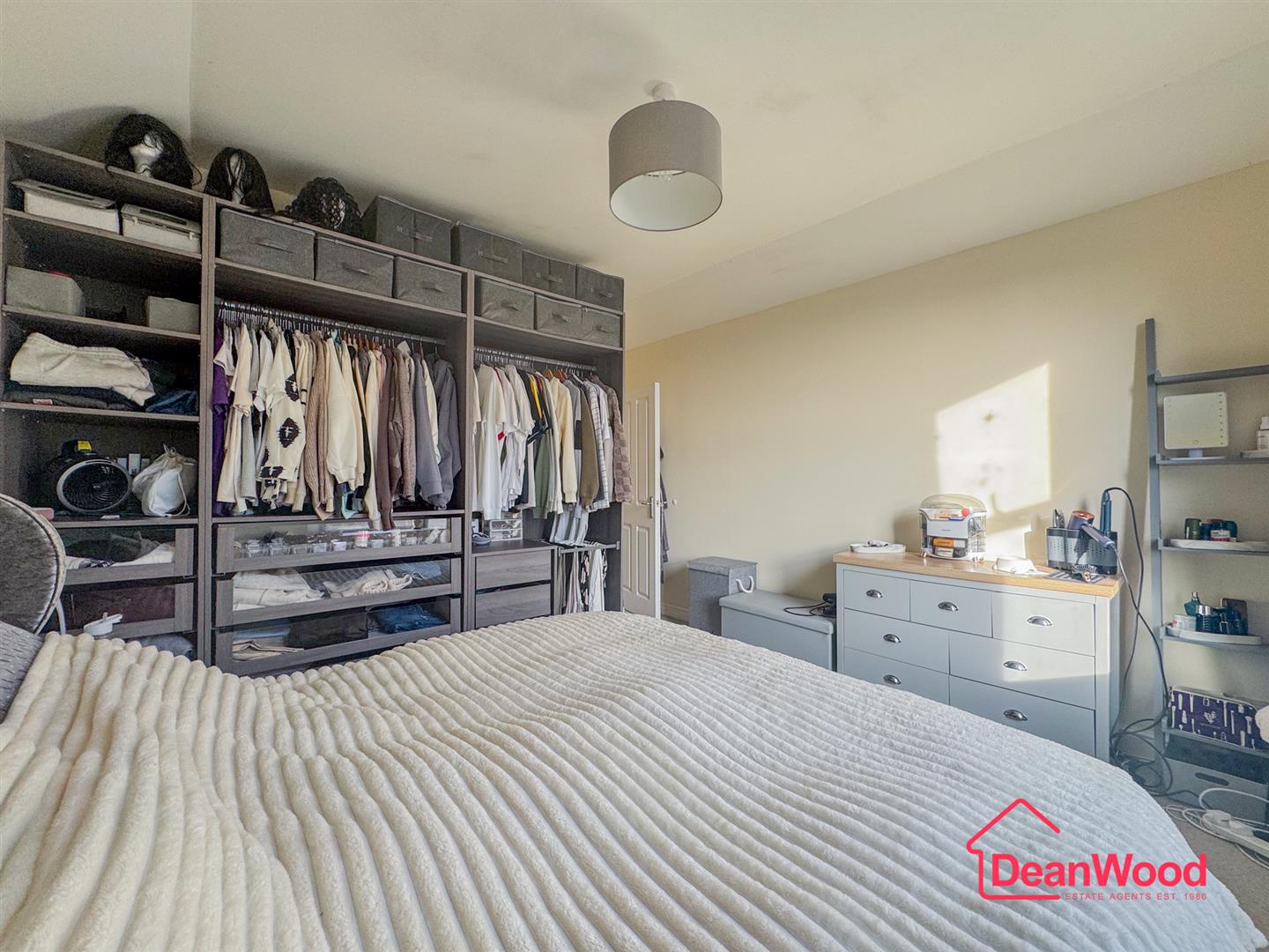 Flat 2, 120 Bucks Road, Douglas. — Photo 5 of 16
