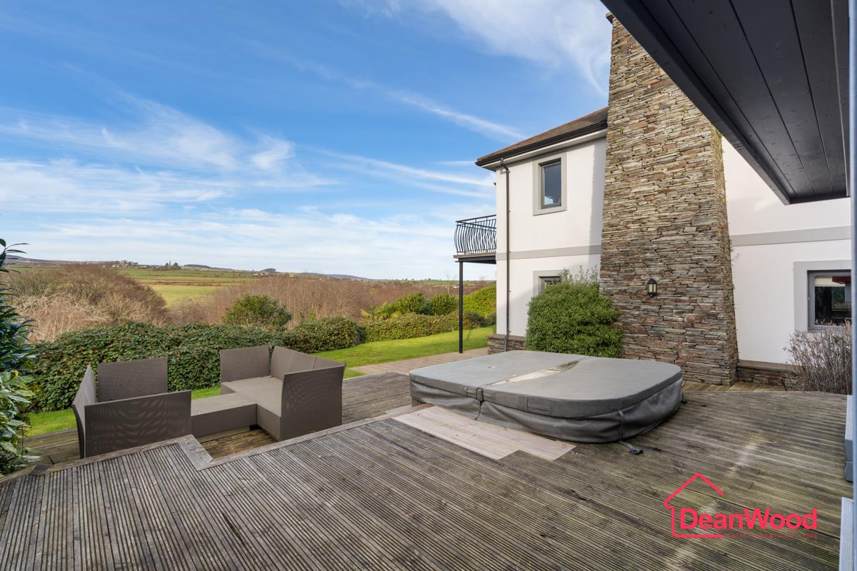 66 Groudle Road, Onchan. — Photo 2 of 58