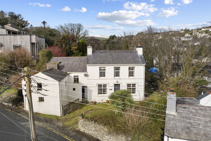 Cronk Na Quill, Old Laxey Hill, Laxey IM4 7DA. — Photo 1 of 31