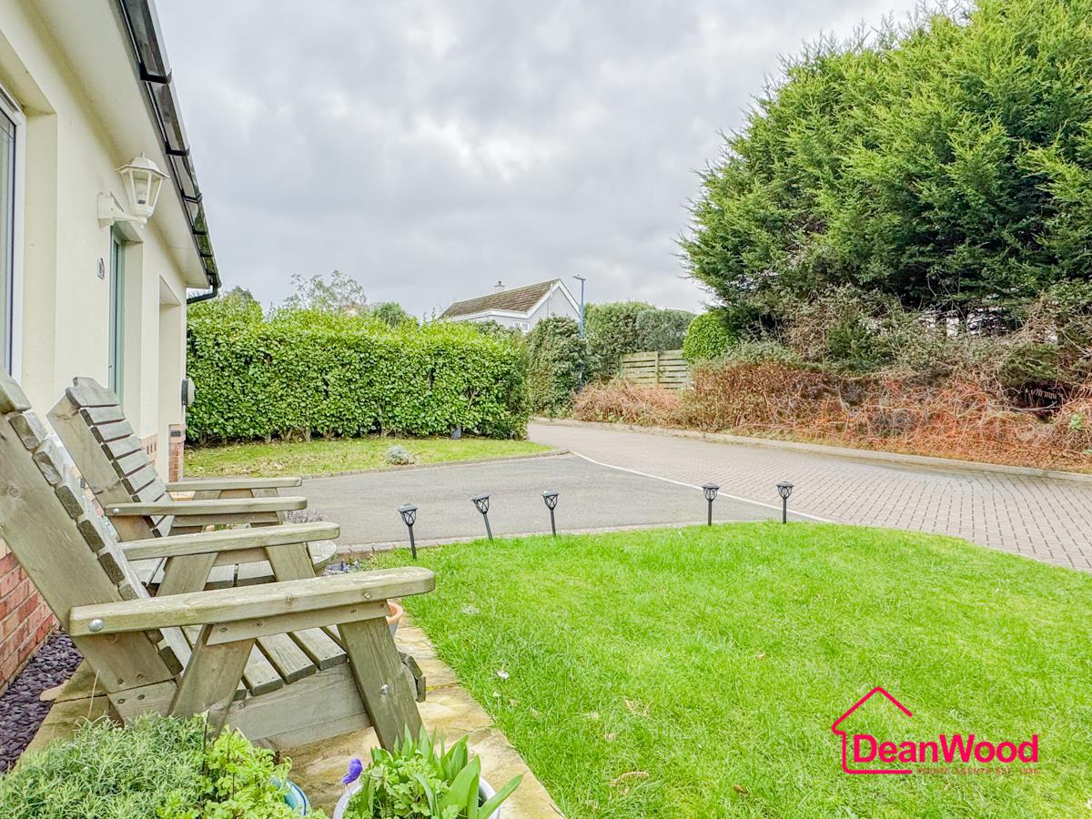 19 Royal Park, Ramsey, Isle Of Man. — Photo 3 of 24