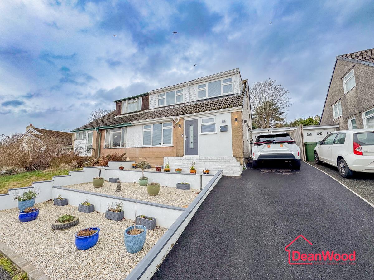 3 Birchleigh Close, Onchan. — Photo 2 of 32