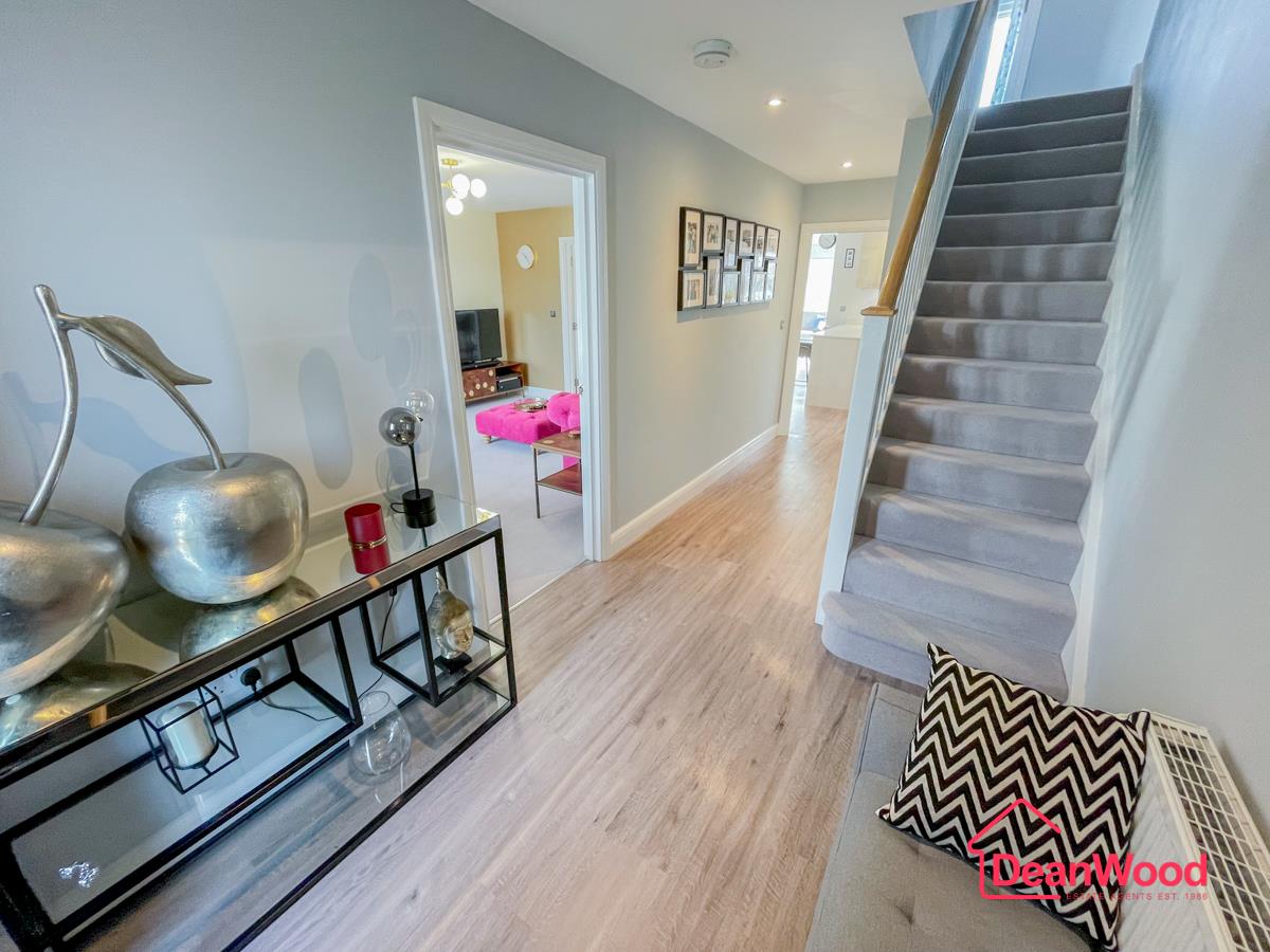 29, Mylchreest Drive, Reayrt Mie, Ballasalla, Isle of Man. — Photo 3 of 26