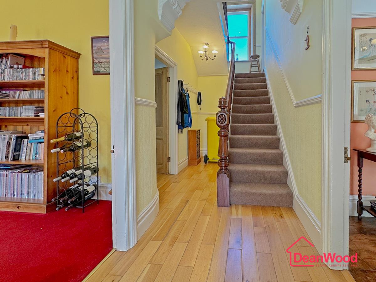 Lunna, Fistard Road, Port St. Mary, Isle Of Man, Port St Mary. — Photo 3 of 26