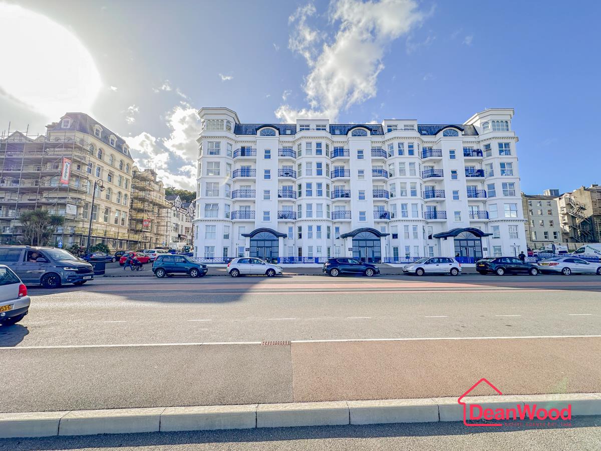 Apartment 4, Empress Apartments, Douglas. — Photo 1 of 10