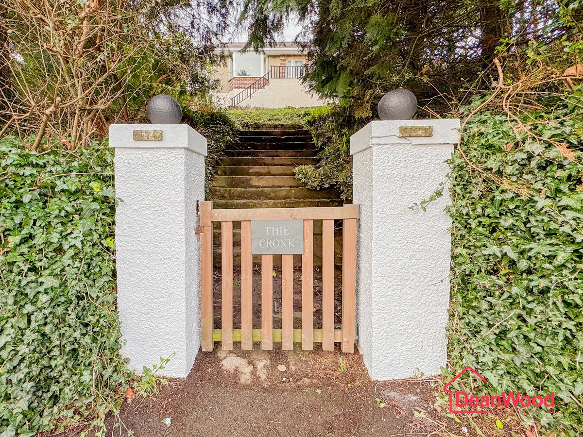 Thie Cronk, Strang Road, Union Mills. — Photo 2 of 32