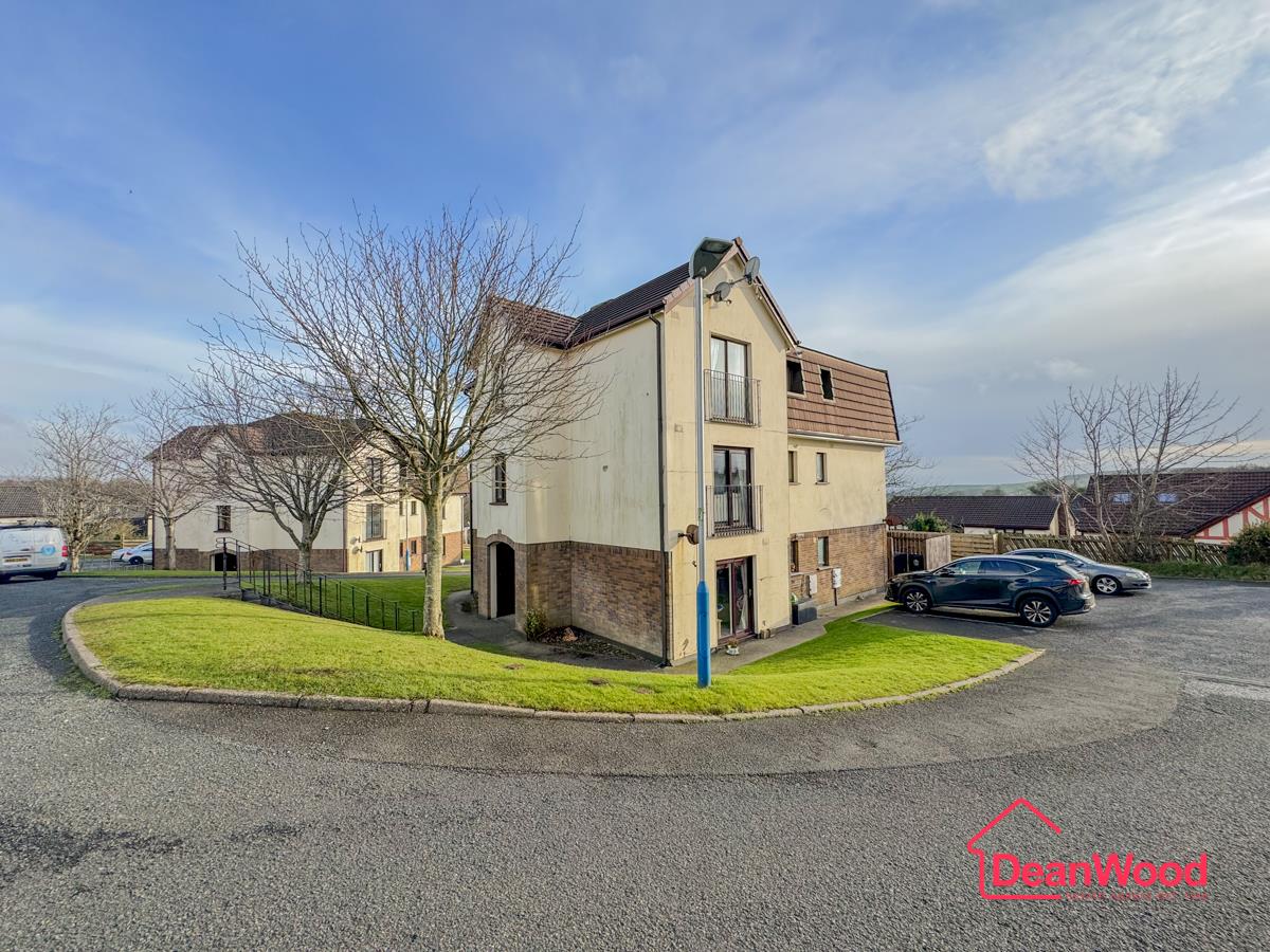 Apt 12, Oakhill Court, Douglas, Isle Of Man. — Photo 1 of 11