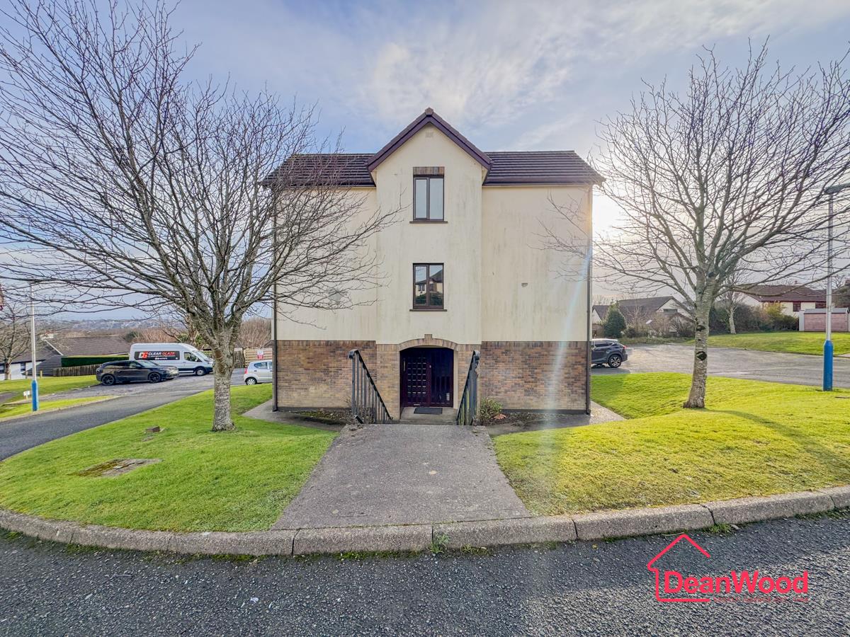 Apt 12, Oakhill Court, Douglas, Isle Of Man. — Photo 2 of 11