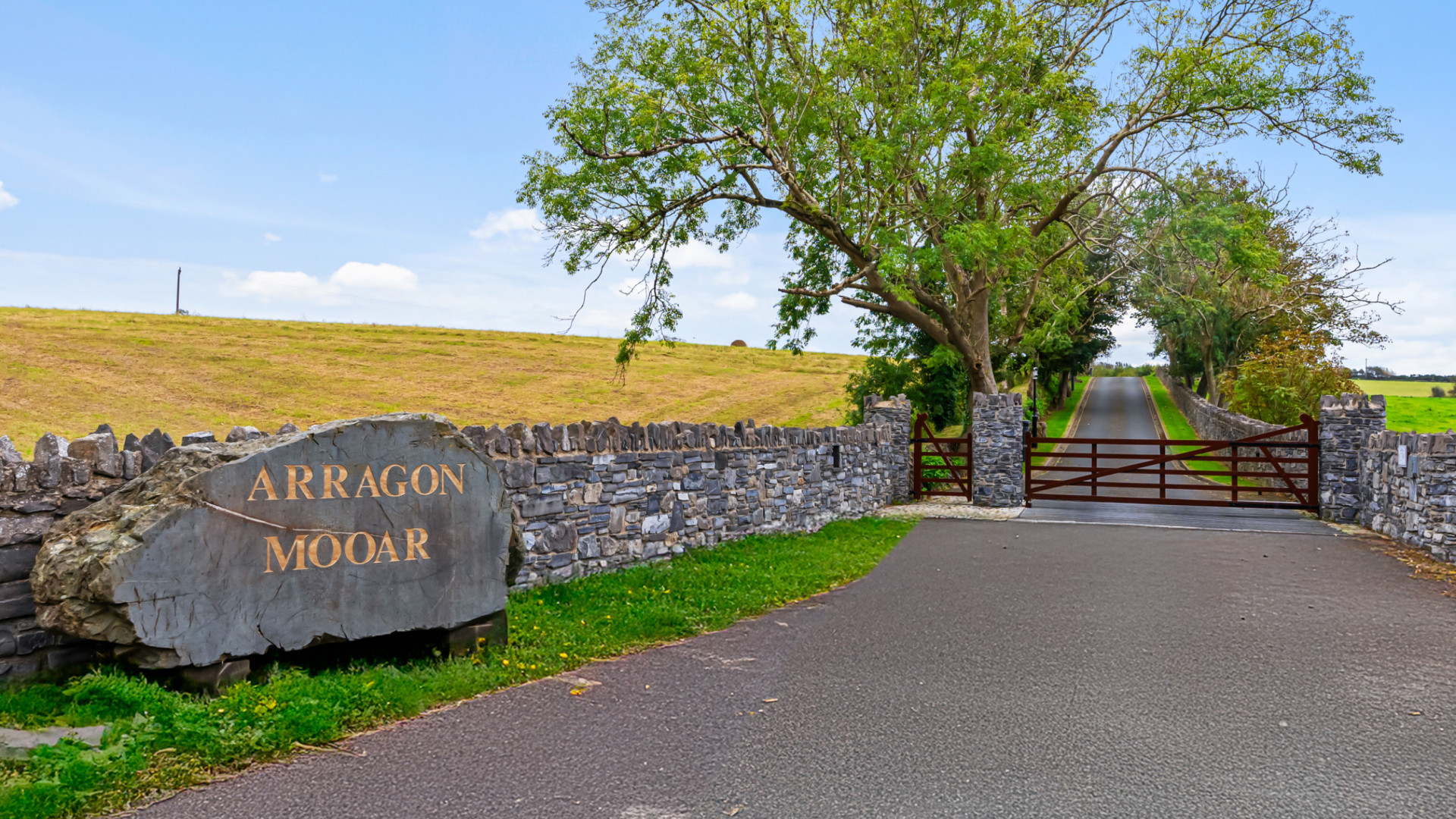 Arragon Mooar, Old Castletown Road, Santon, IM4 1HB, Castletown. — Photo 2 of 52