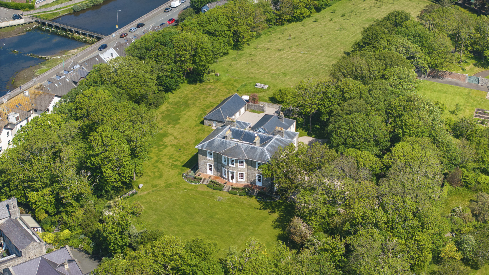 Lorne House, Douglas Street, Castletown, IM9 1AZ. — Photo 4 of 119