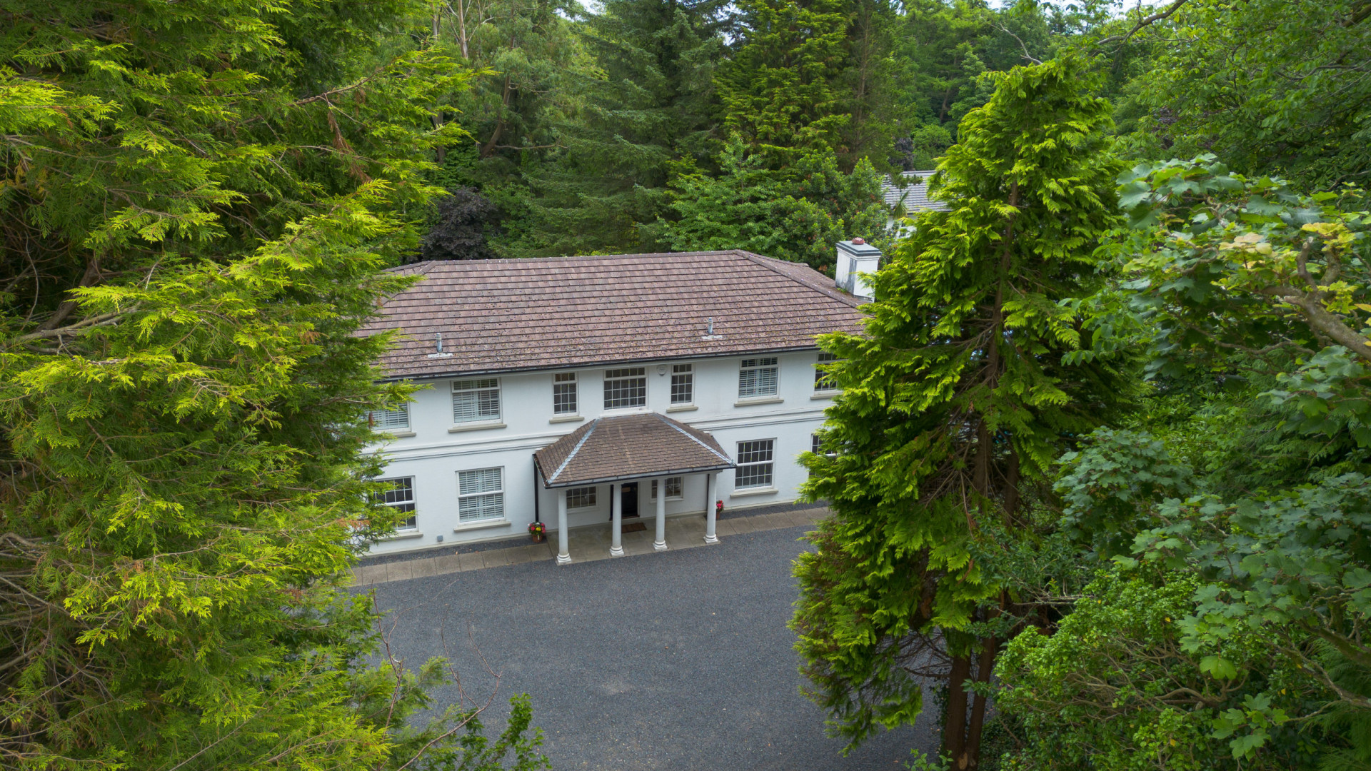 Camelot, 9 Hillberry Green, Douglas, IM2 6DE. — Photo 2 of 34