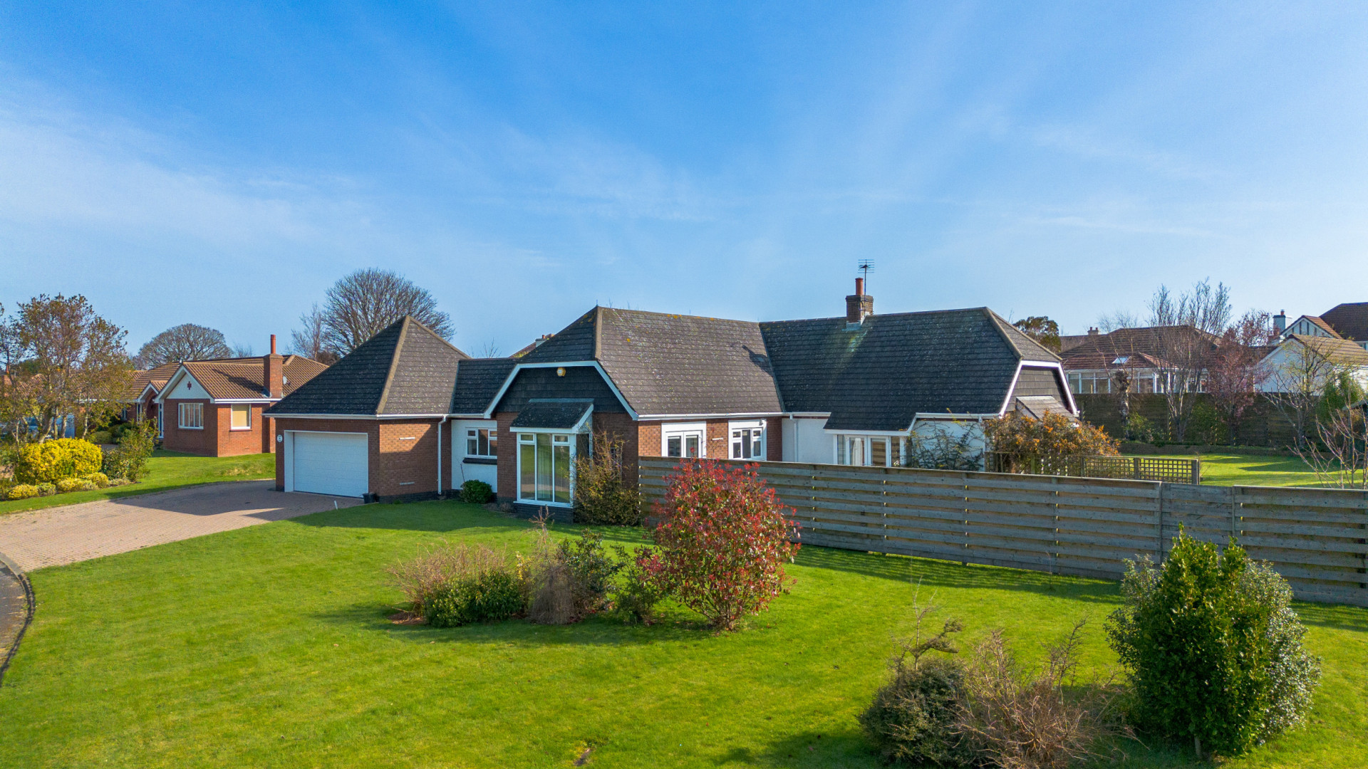 Glion Loch, 2 Westhill Village, Jurby Road, Ramsey, IM8 3TD. — Photo 2 of 33