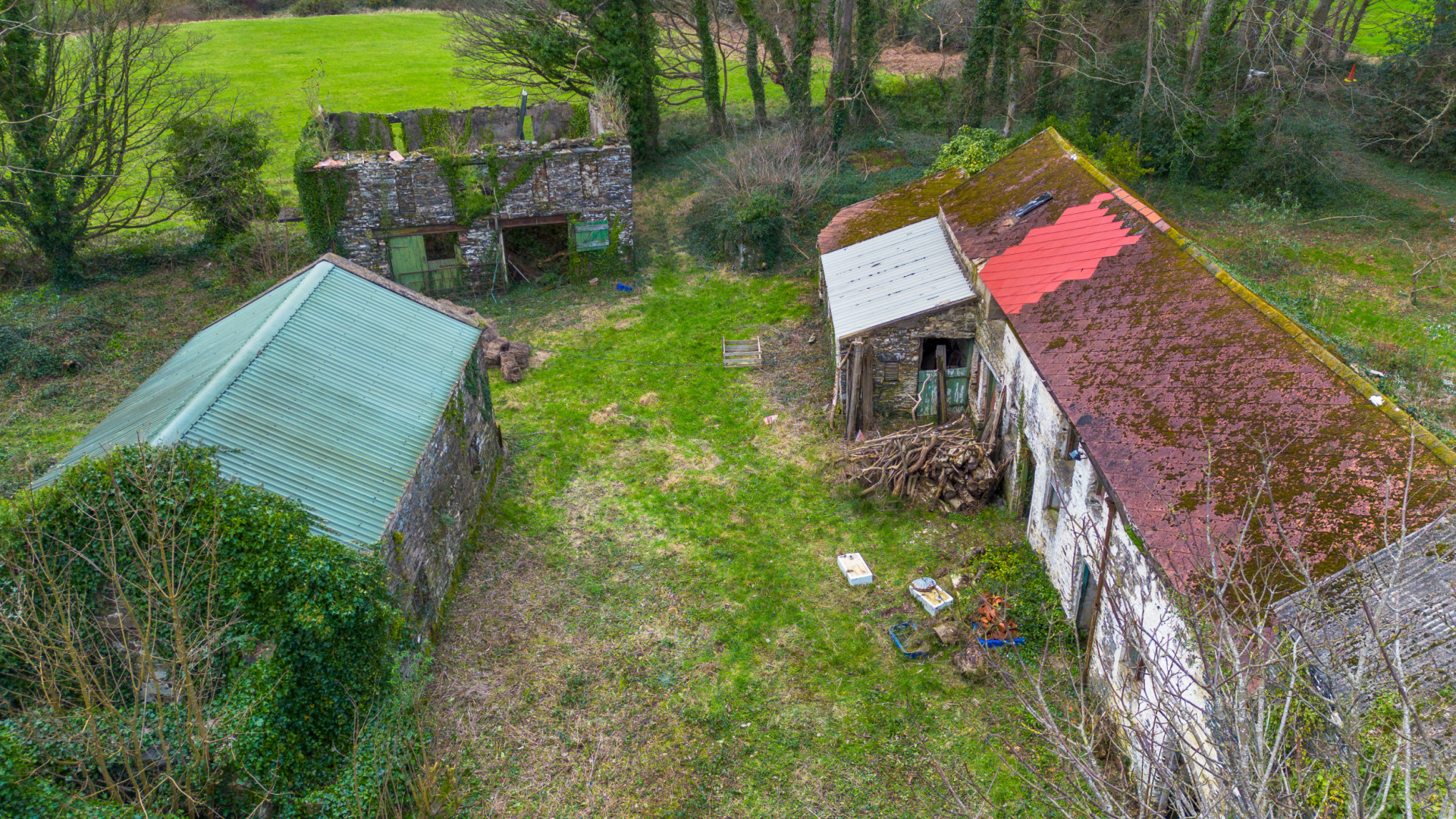 Outbuildings, Glen Mooar Road, St. John's, IM4 3AQ, St Johns. — Photo 4 of 14
