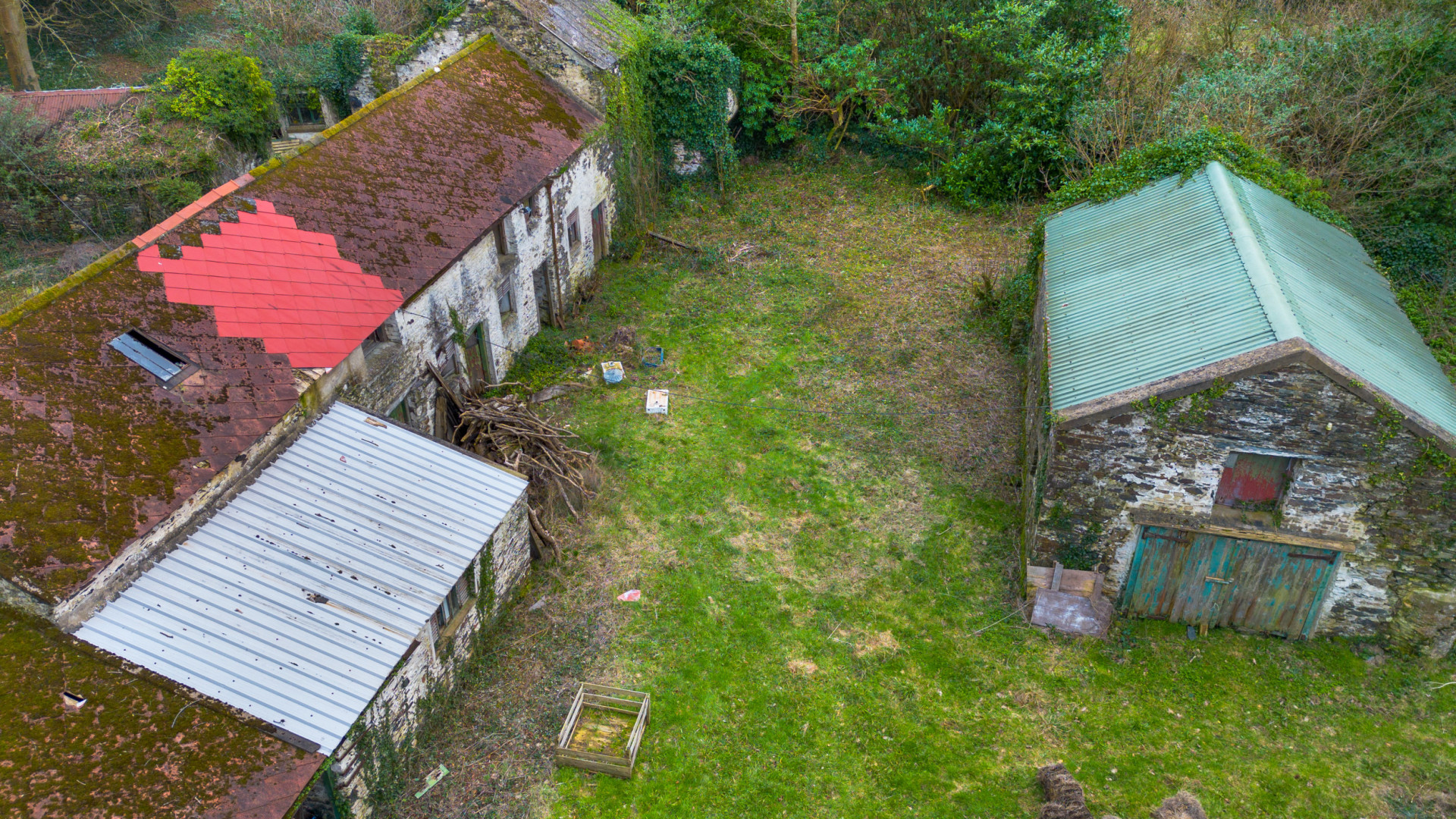 Outbuildings, Glen Mooar Road, St. John's, IM4 3AQ, St Johns. — Photo 5 of 14