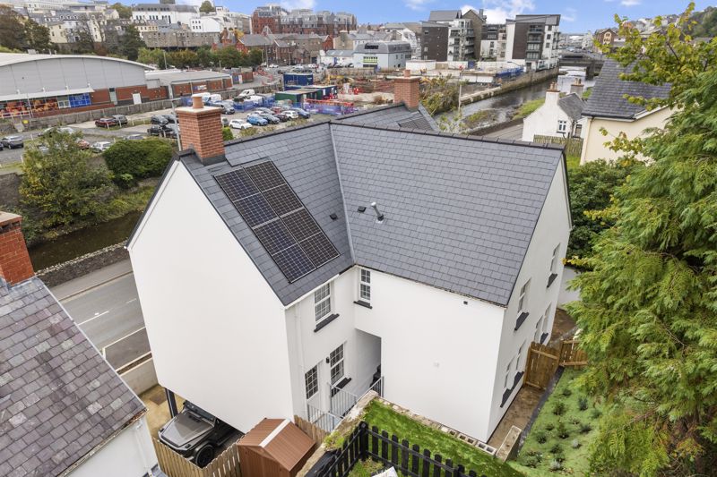 2 Kingfisher View, Old Castletown Road, Douglas IM1 5AW, Castletown. — Photo 3 of 26