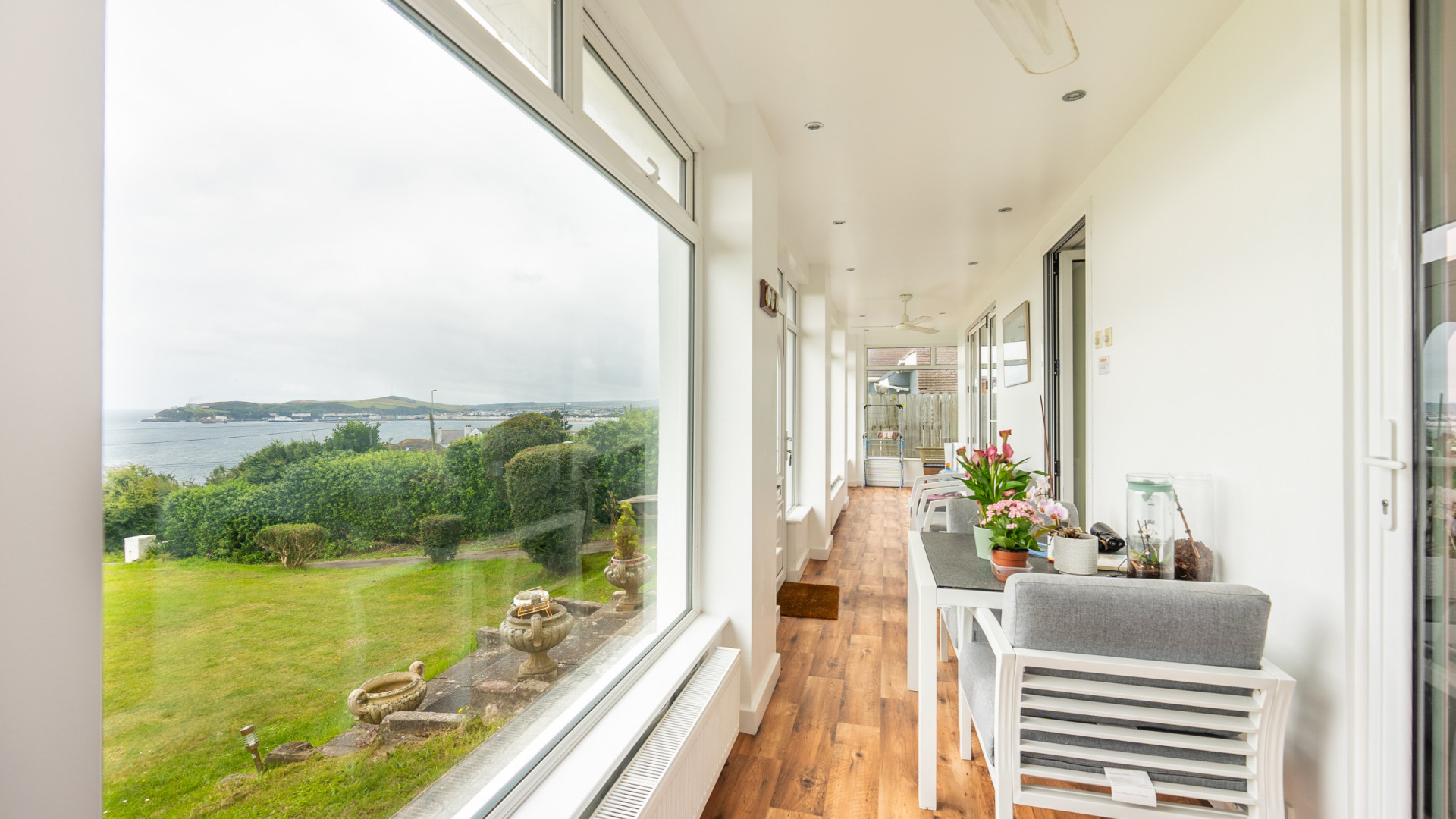 The Dolphins, 131 King Edward Road, Onchan, IM3 2AX. — Photo 3 of 24