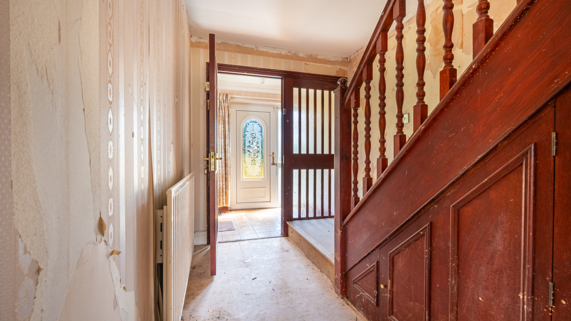 2 Beechwood Rise, Douglas, IM2 5NE. — Photo 2 of 21