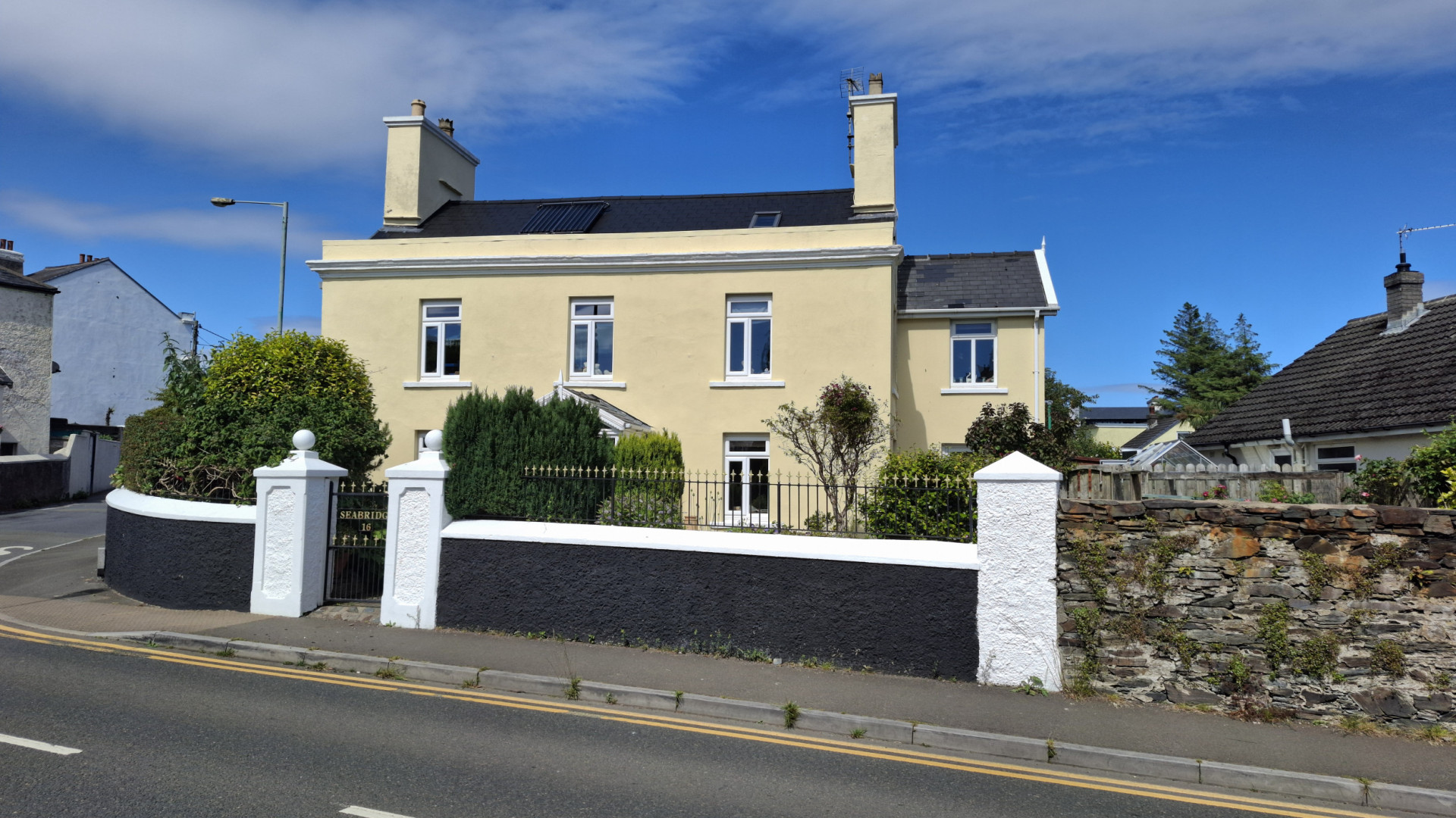 16 Bowring Road, Ramsey, IM8 3EJ. — Photo 1 of 31