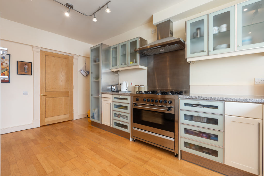 4 The Point Apartments, Port St Mary IM9 5EG. — Photo 3 of 32