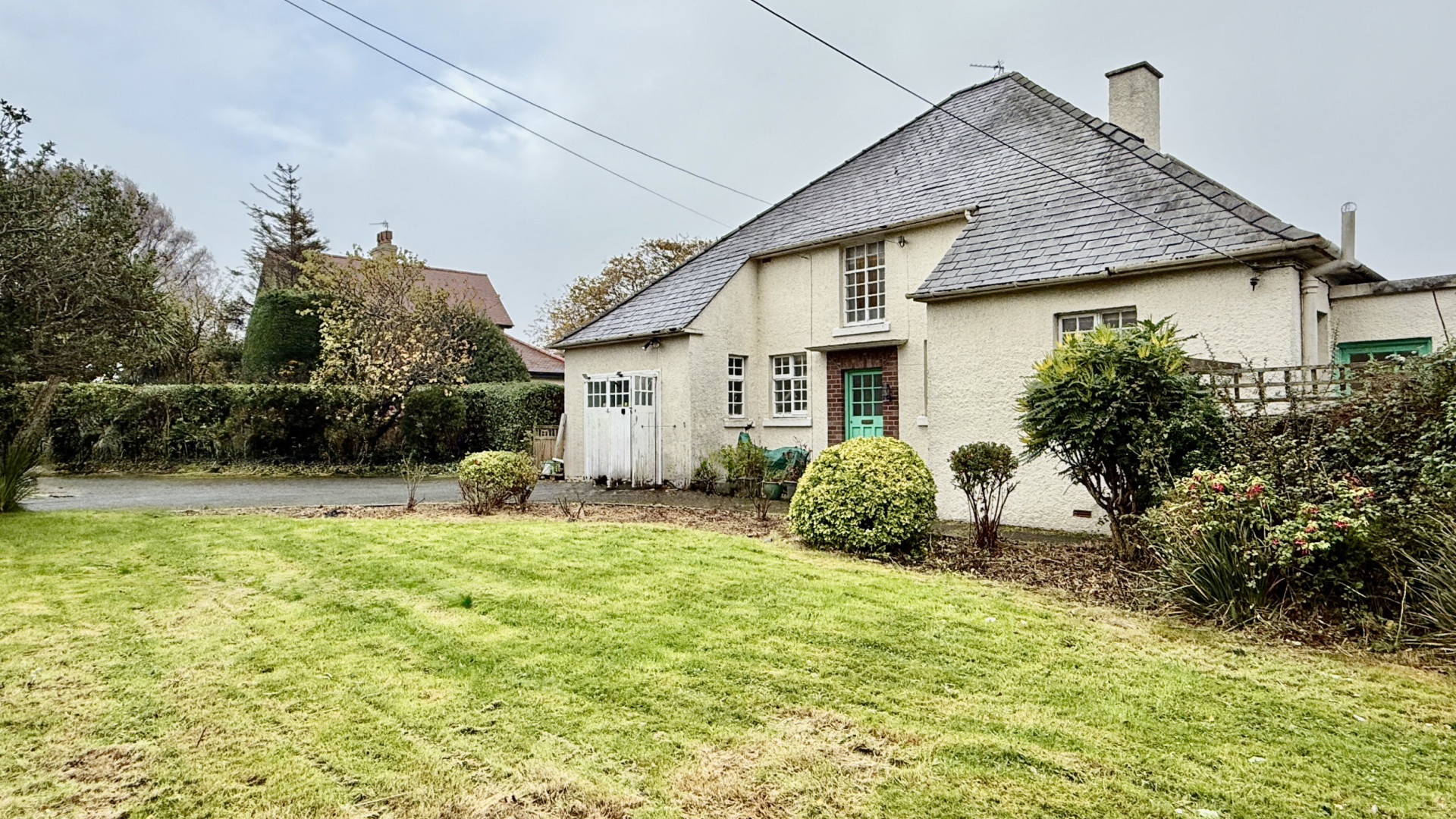 Ravenscourt, Jurby Road, Ramsey, IM8 3TA. — Photo 1 of 22