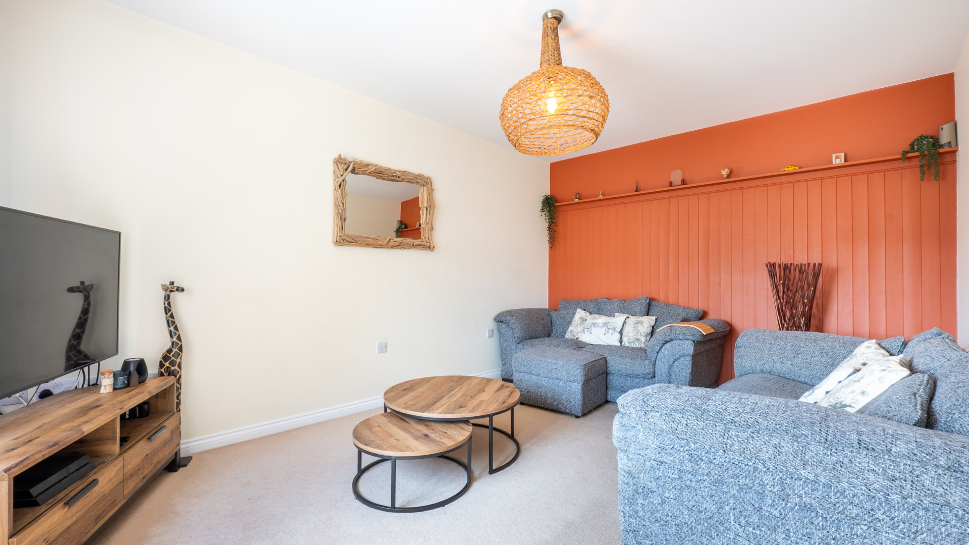 14 Close Caaig, Reayrt Ny Cronk, Peel, IM5 1GS. — Photo 4 of 25