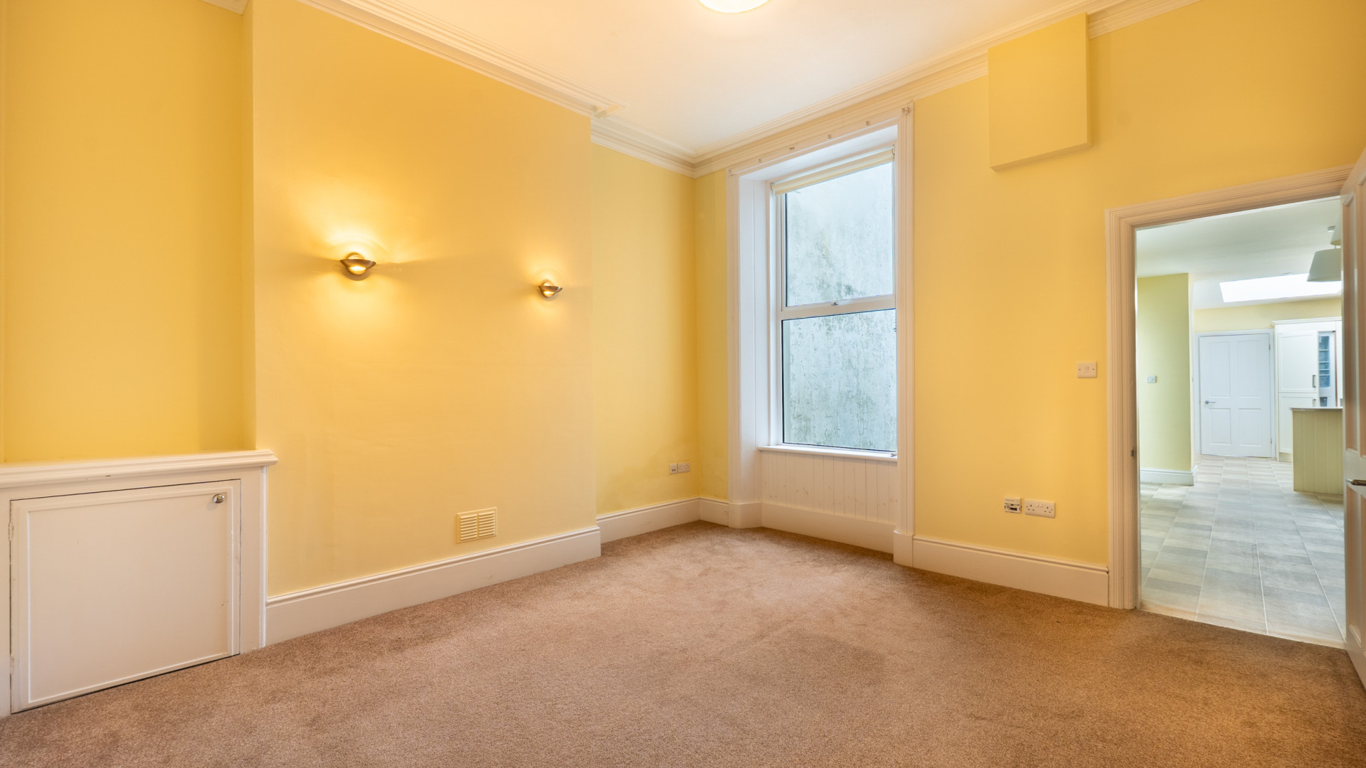 14 Westminster Terrace, Douglas, IM1 4EE. — Photo 5 of 24