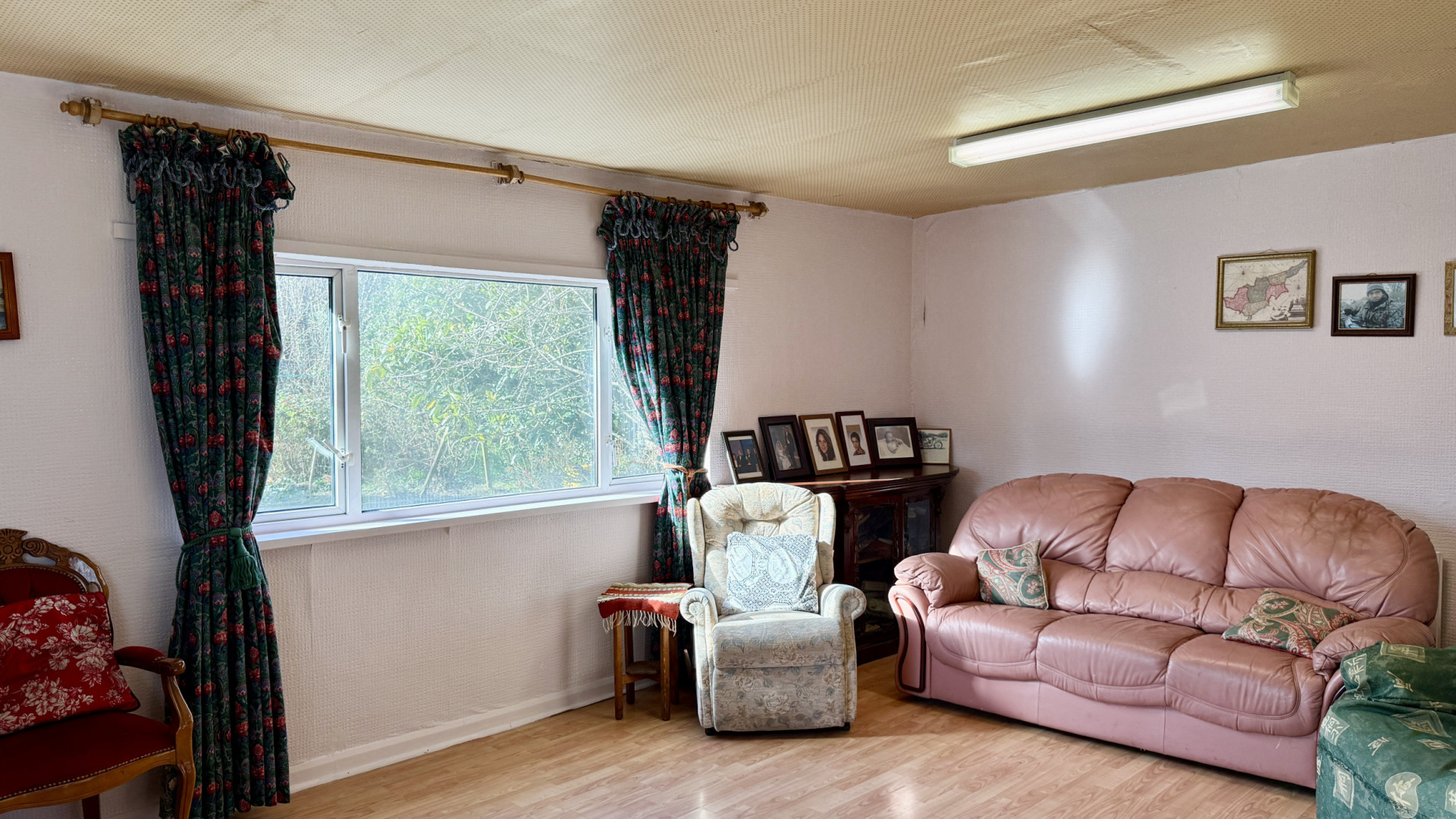 Ridgeway House, Gladstone Avenue, Ramsey, IM8 2LB. — Photo 3 of 22