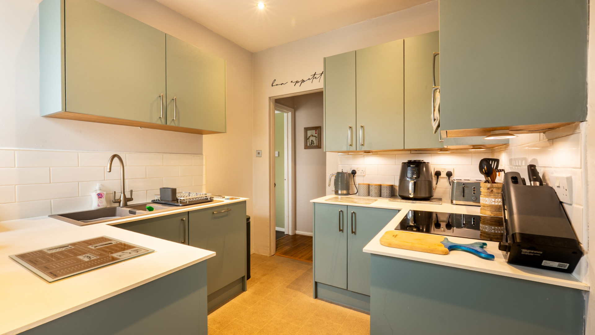 29 Marathon Avenue, Douglas, IM2 4JB. — Photo 4 of 20