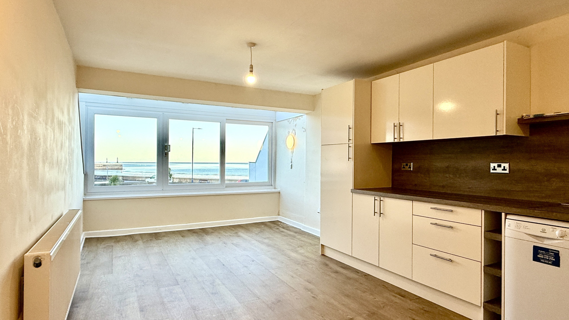9 Marine Gardens, Ramsey, IM8 1EN. — Photo 5 of 18