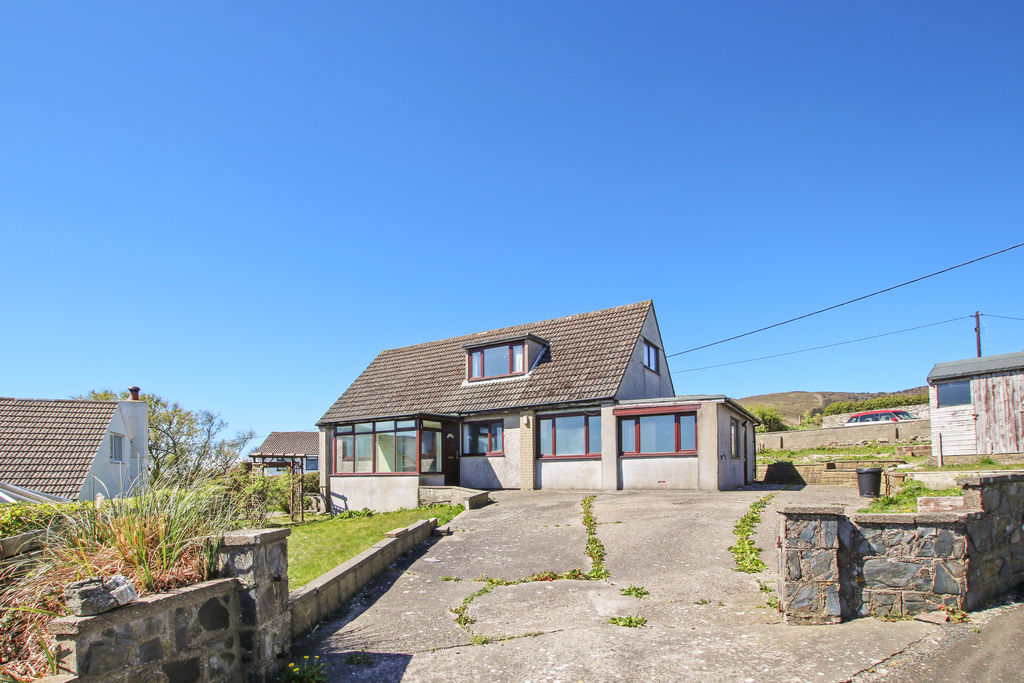 Reayrt Marrey, Garth Avenue Surby, Port Erin IM9 6QU. — Photo 1 of 25