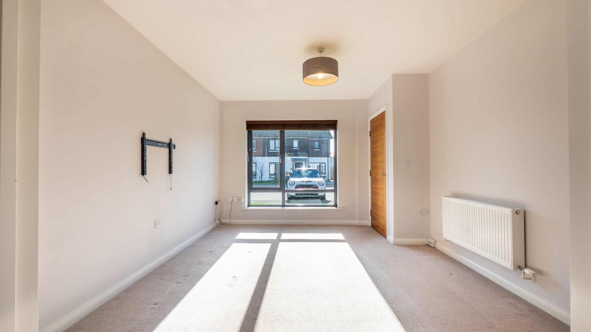 32 Cronk View Crescent, Ballakilley, Port Erin, IM9 6DU. — Photo 2 of 10